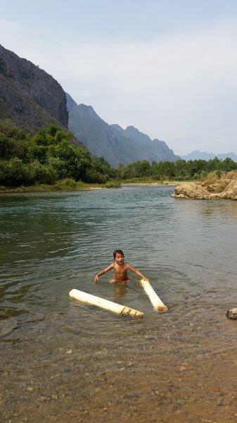 25-2-16-LAOS-Vang Vieng - kayaking   (54)