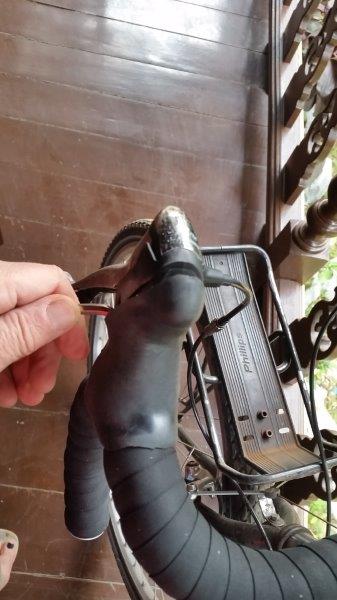 25-2-16-LAOS-Vang Vieng - town    (5)